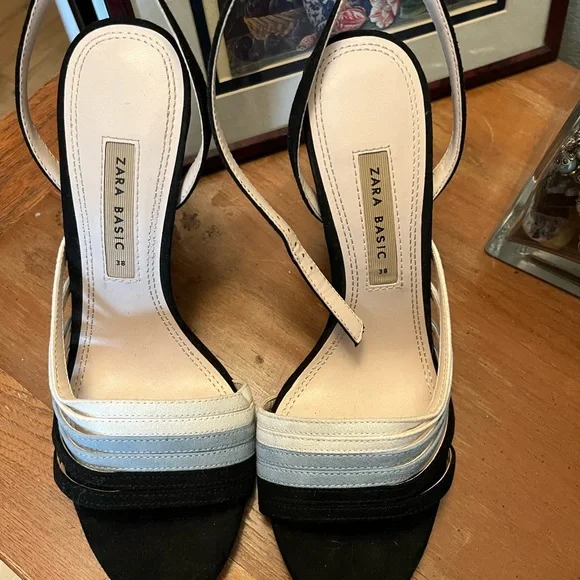 Zara Black and White Women's Sandals - Picture 7 of 10